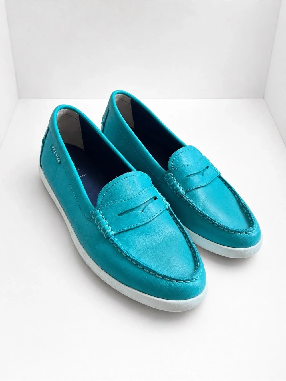 Cole Haan Women’s 9B Turquoise Leather Penny Loafers Driving Shoes
